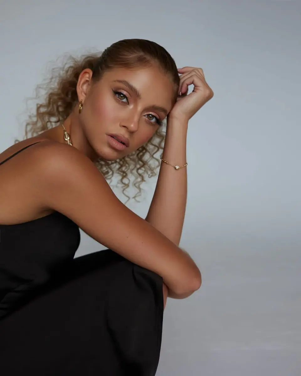 Луна эскорт в городе Москва