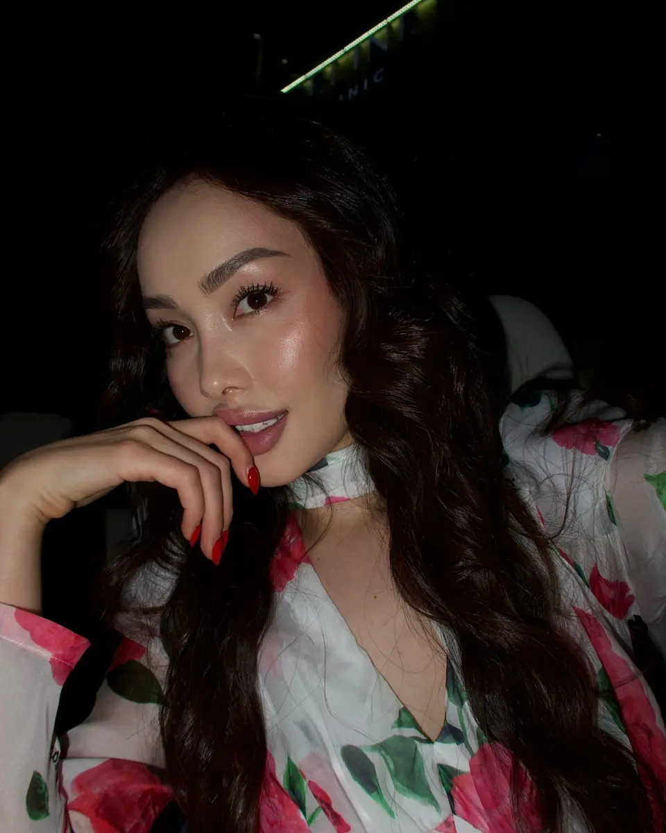 Мелания эскорт в городе Москва