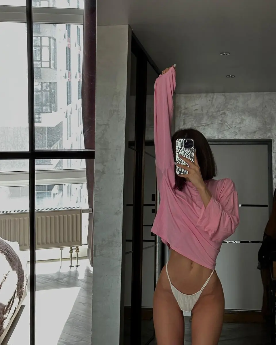 Рафаэлла эскорт в городе Москва