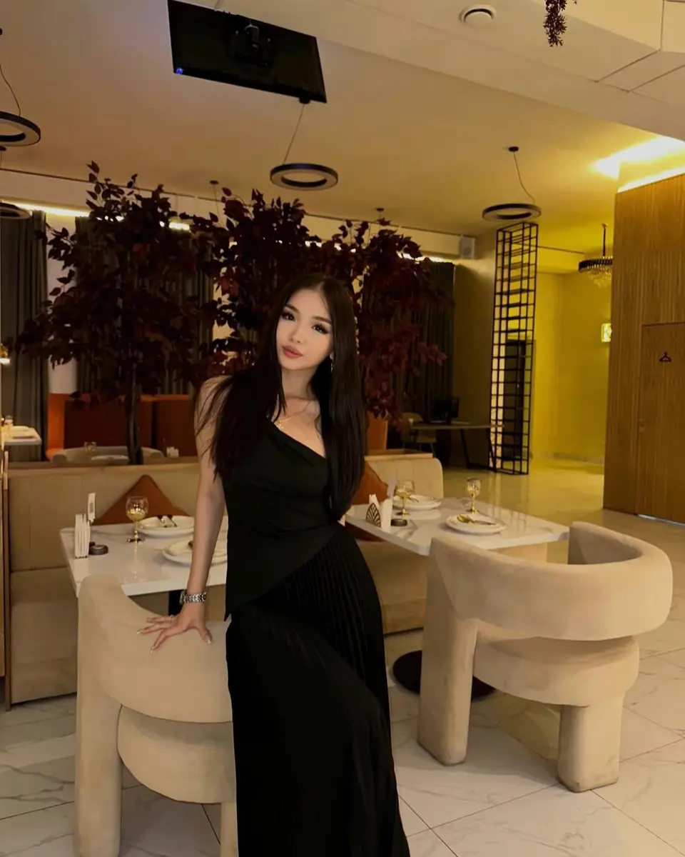 Юна эскорт в городе Москва